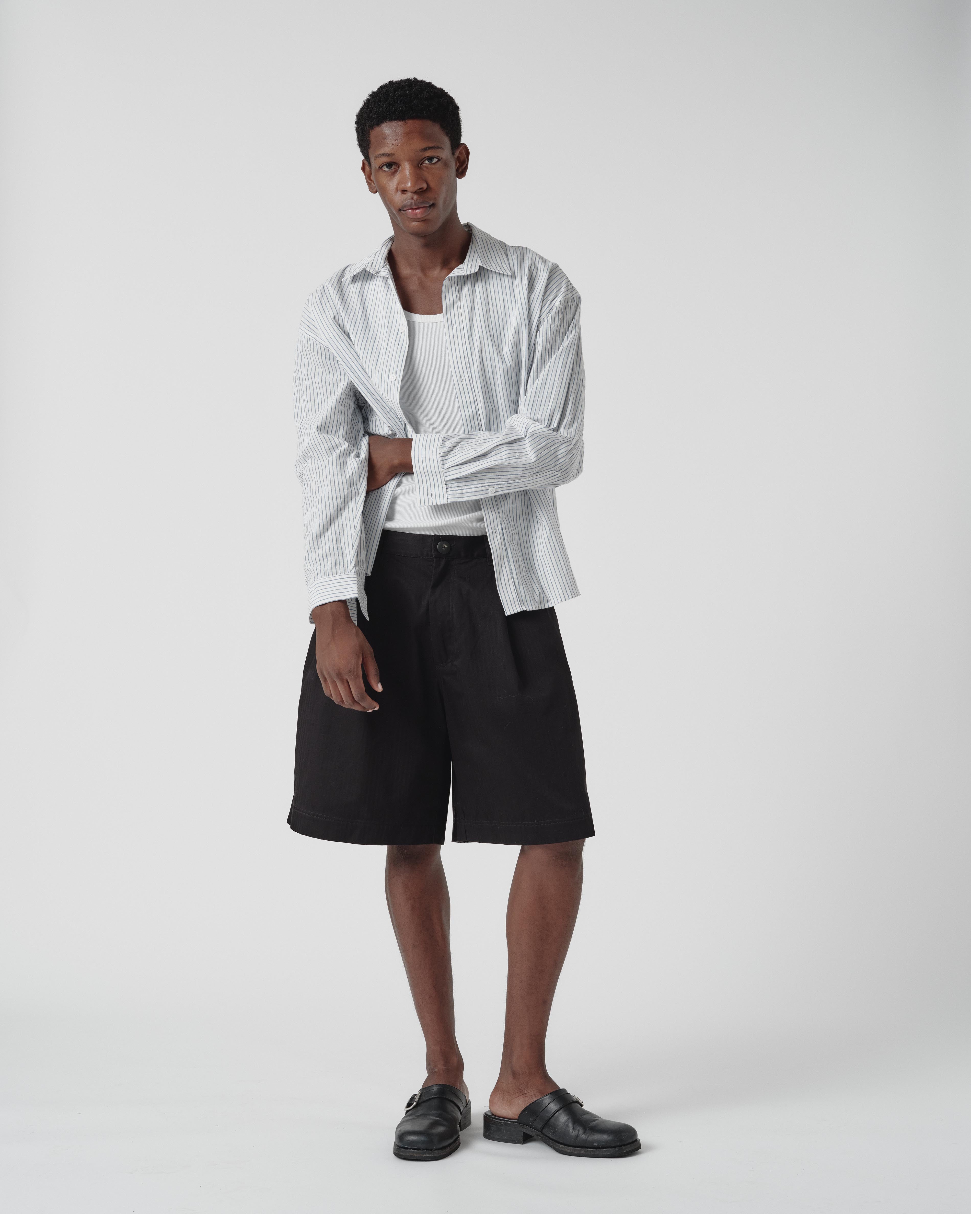 Volume Short - Black Herringbone