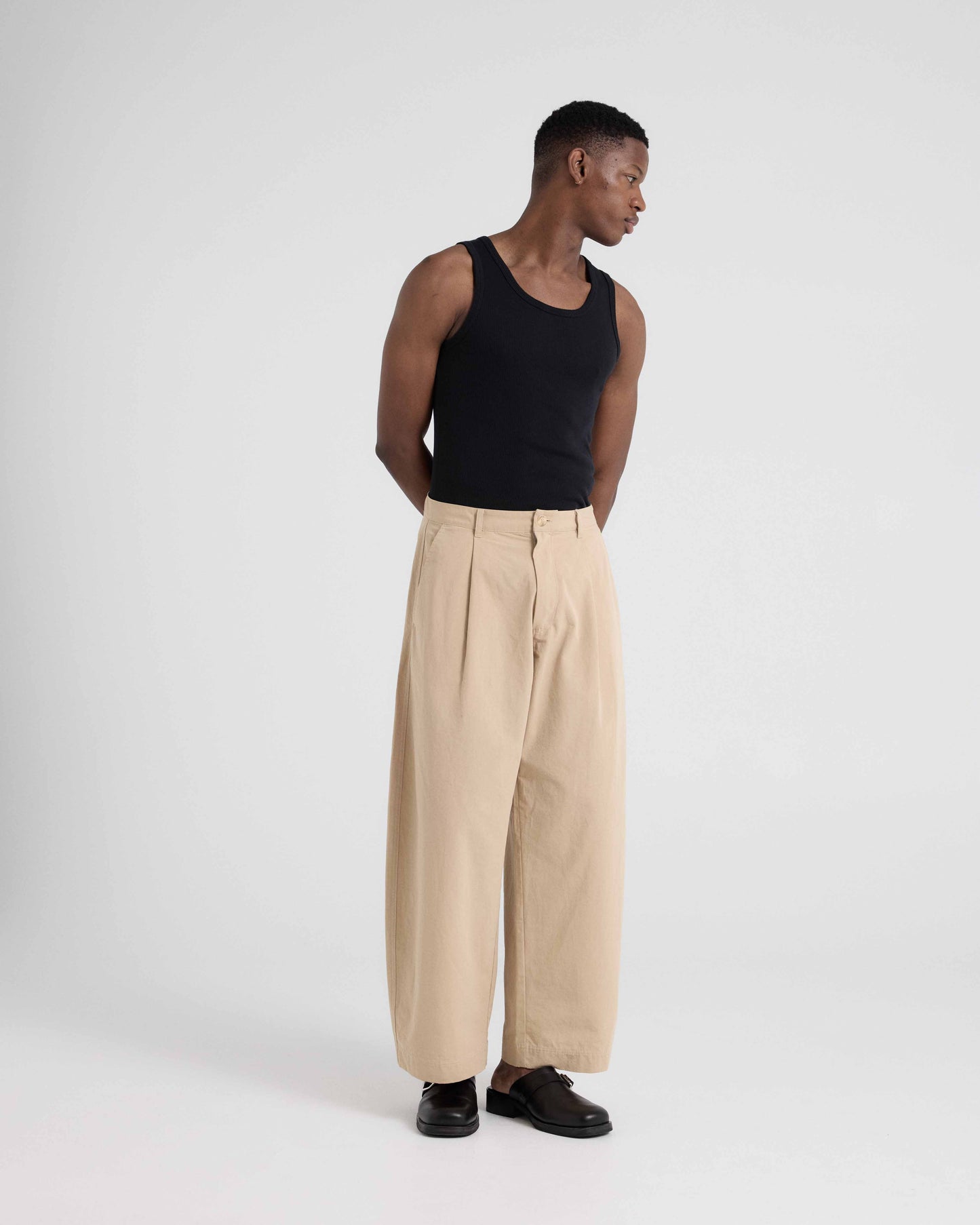 Volume Trouser - Sand