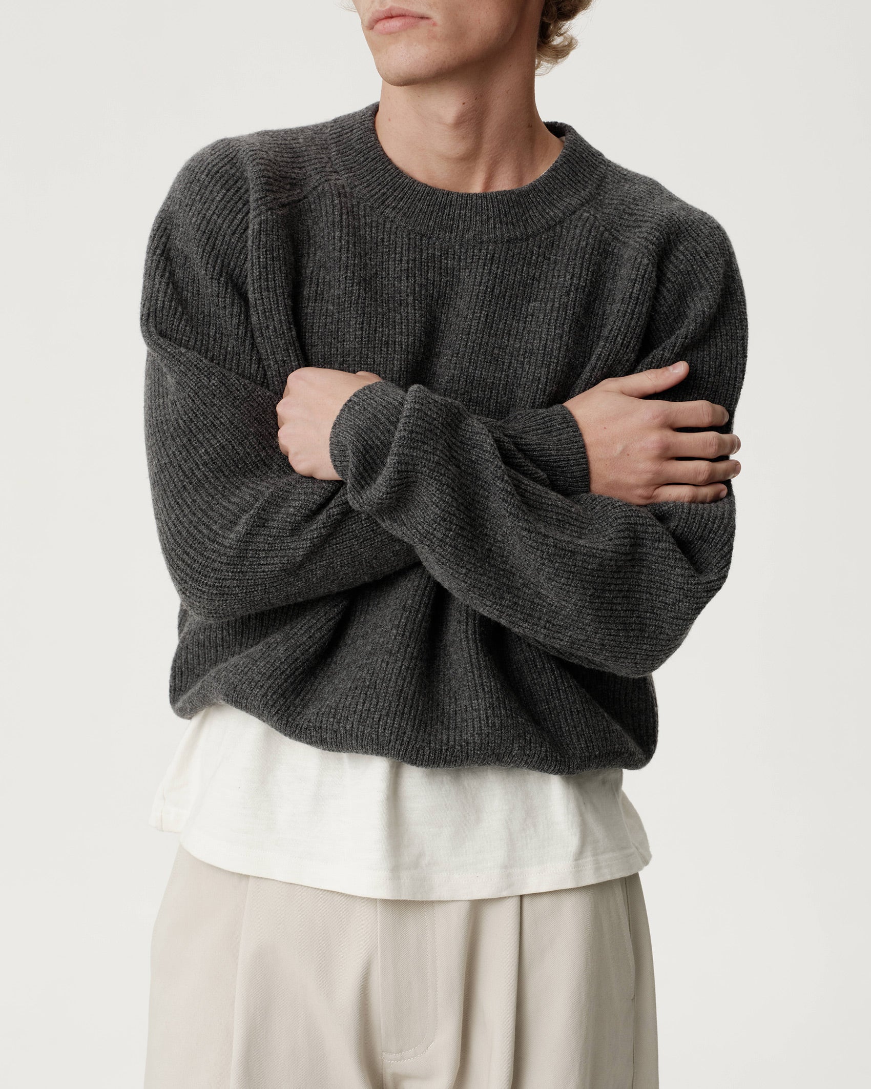 Raglan Merino Knit - Charcoal