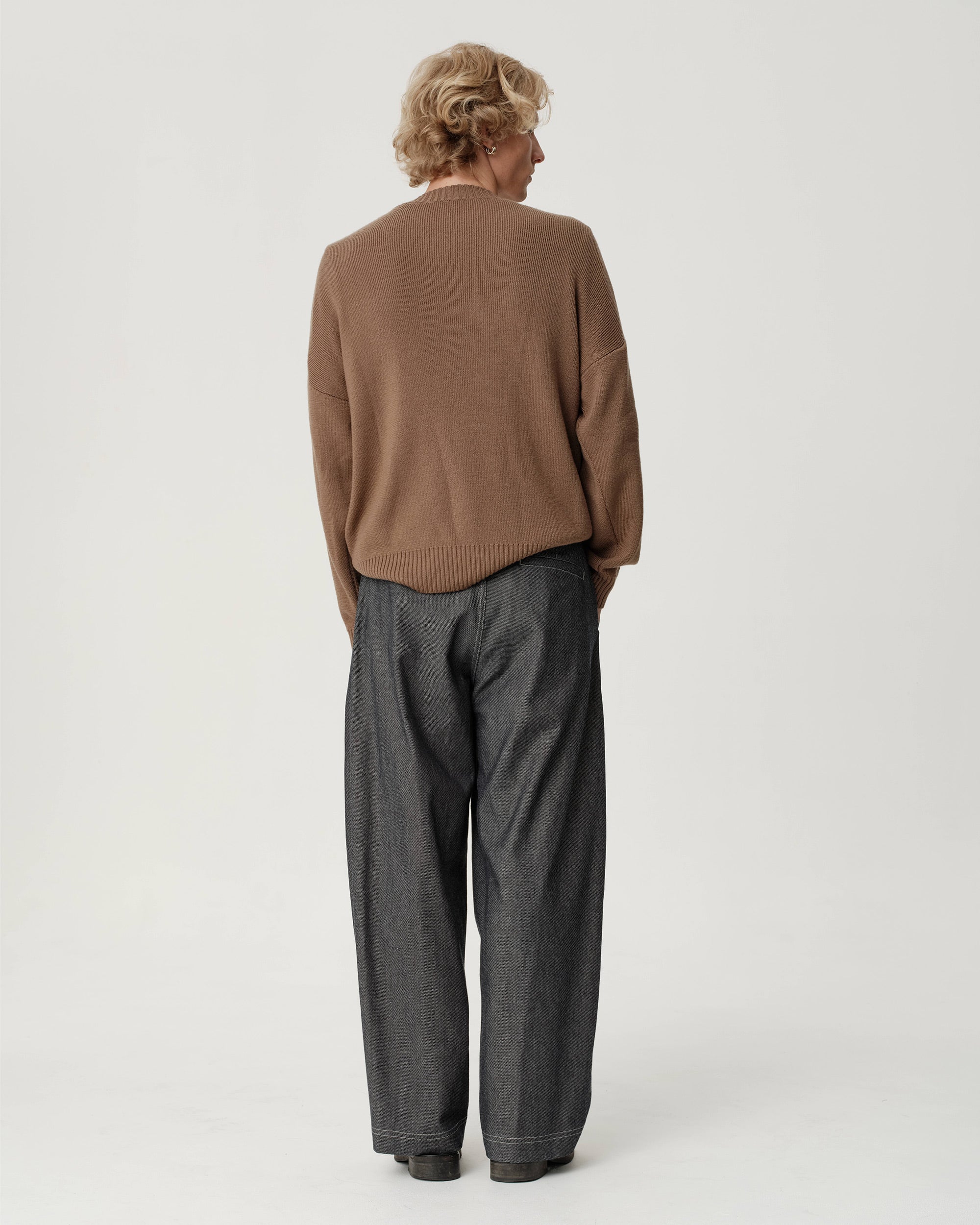 V-Neck Merino Knit - Mushroom